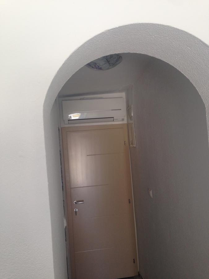 Chill Out Beach Apartments Trogir Buitenkant foto